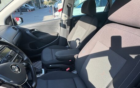 Volkswagen Polo VI (EU Market), 2018 год, 1 300 000 рублей, 9 фотография