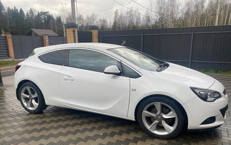 Opel Astra J, 2014 год, 1 350 000 рублей, 2 фотография