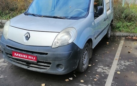 Renault Kangoo II рестайлинг, 2010 год, 790 000 рублей, 1 фотография