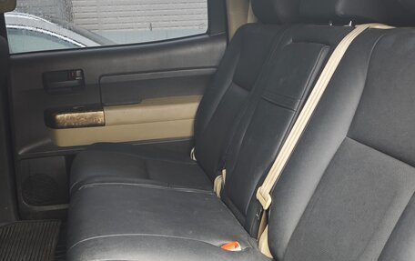 Toyota Tundra II, 2011 год, 3 000 000 рублей, 8 фотография