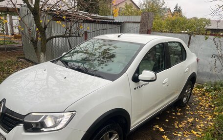 Renault Logan II, 2021 год, 1 500 000 рублей, 2 фотография