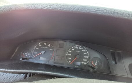 Audi A6, 1995 год, 299 999 рублей, 18 фотография