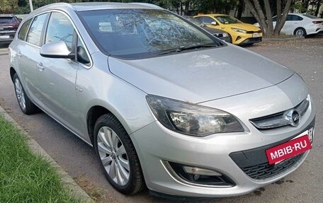 Opel Astra J, 2013 год, 750 000 рублей, 4 фотография