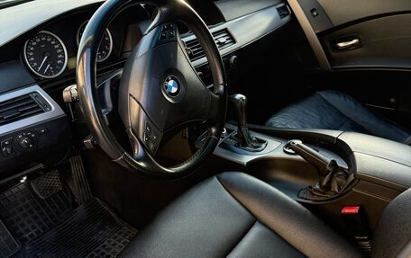 BMW 5 серия, 2004 год, 800 000 рублей, 9 фотография