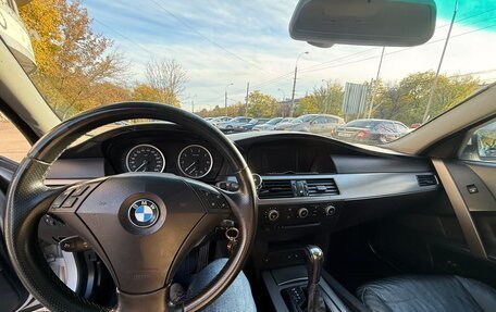 BMW 5 серия, 2004 год, 800 000 рублей, 10 фотография