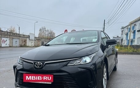 Toyota Corolla, 2020 год, 2 300 000 рублей, 3 фотография