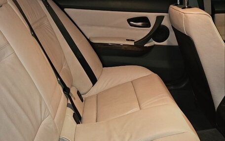 BMW 3 серия, 2009 год, 1 450 000 рублей, 11 фотография