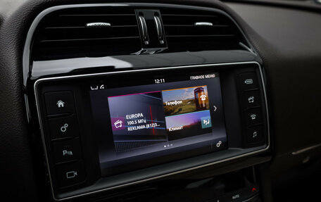 Jaguar F-Pace, 2017 год, 2 680 000 рублей, 22 фотография