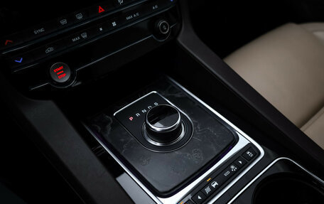 Jaguar F-Pace, 2017 год, 2 680 000 рублей, 19 фотография