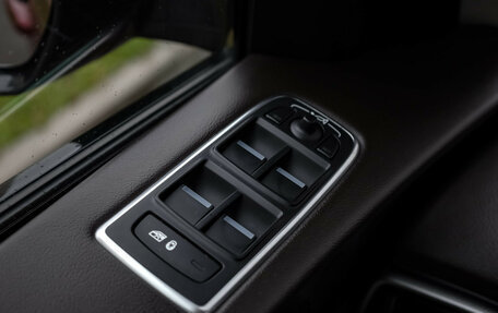 Jaguar F-Pace, 2017 год, 2 680 000 рублей, 24 фотография