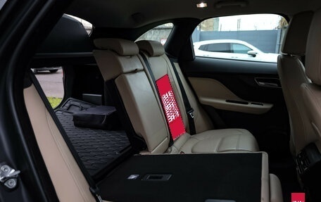 Jaguar F-Pace, 2017 год, 2 680 000 рублей, 13 фотография