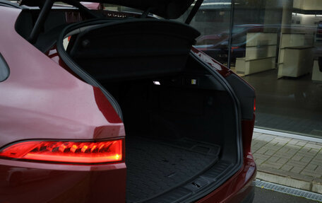 Jaguar F-Pace, 2017 год, 2 680 000 рублей, 26 фотография