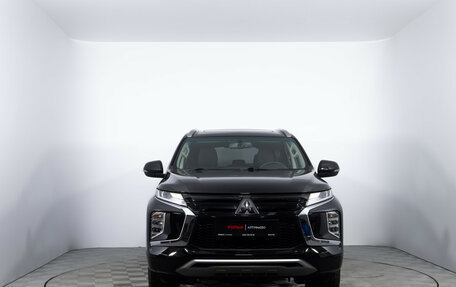 Mitsubishi Montero Sport, 2023 год, 4 740 000 рублей, 2 фотография