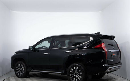 Mitsubishi Montero Sport, 2023 год, 4 740 000 рублей, 7 фотография