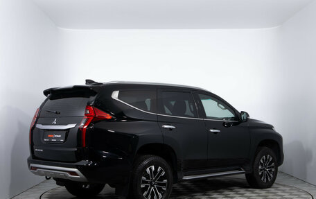 Mitsubishi Montero Sport, 2023 год, 4 740 000 рублей, 5 фотография