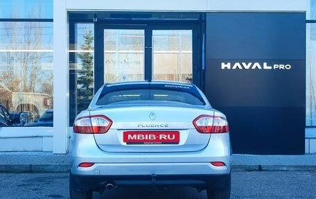 Renault Fluence I, 2013 год, 630 000 рублей, 3 фотография