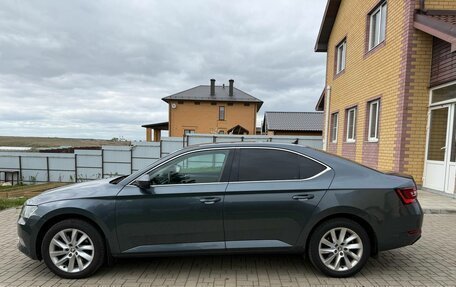 Skoda Superb III рестайлинг, 2017 год, 1 600 000 рублей, 14 фотография