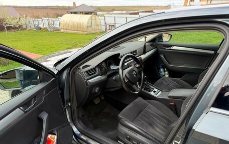 Skoda Superb III рестайлинг, 2017 год, 1 600 000 рублей, 21 фотография