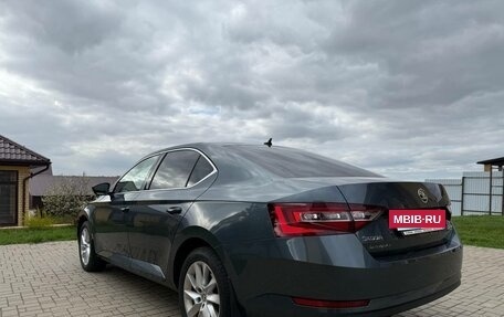 Skoda Superb III рестайлинг, 2017 год, 1 600 000 рублей, 8 фотография