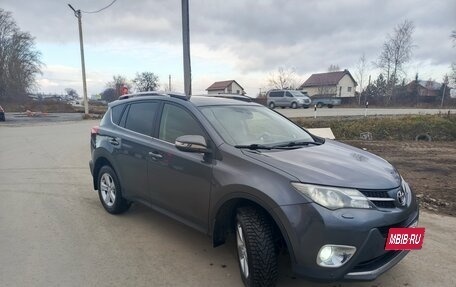 Toyota RAV4, 2013 год, 2 150 000 рублей, 3 фотография