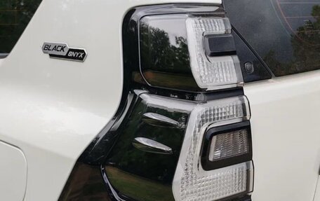 Toyota Land Cruiser Prado 150 рестайлинг 2, 2021 год, 7 600 000 рублей, 13 фотография