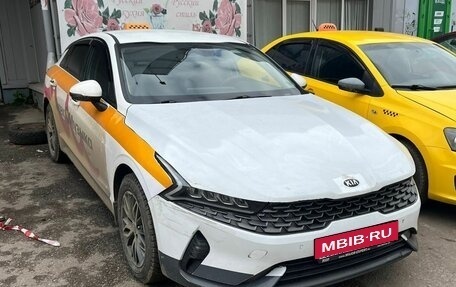 KIA K5, 2021 год, 1 550 000 рублей, 1 фотография