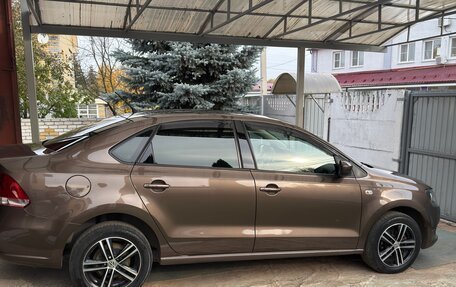 Volkswagen Polo VI (EU Market), 2015 год, 930 000 рублей, 3 фотография