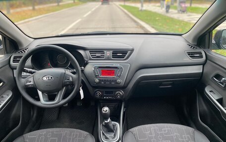 KIA Rio III рестайлинг, 2012 год, 600 000 рублей, 12 фотография