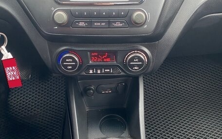 KIA Rio III рестайлинг, 2012 год, 600 000 рублей, 15 фотография