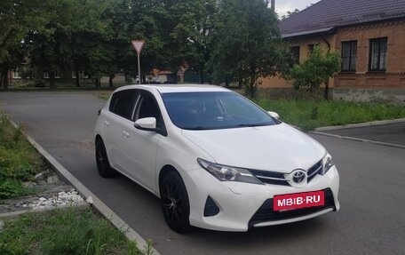 Toyota Auris II, 2014 год, 1 125 000 рублей, 10 фотография