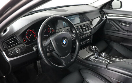 BMW 5 серия, 2013 год, 2 147 000 рублей, 12 фотография