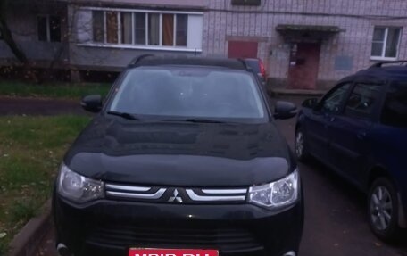 Mitsubishi Outlander III рестайлинг 3, 2012 год, 1 325 000 рублей, 1 фотография