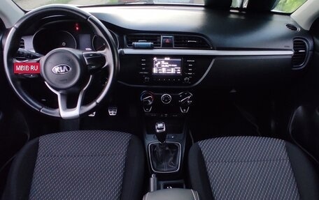 KIA Rio IV, 2018 год, 1 257 000 рублей, 17 фотография