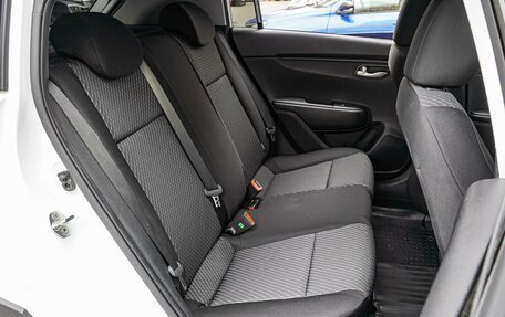 KIA Rio IV, 2018 год, 1 680 000 рублей, 7 фотография