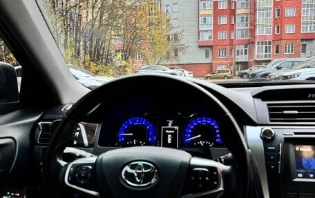 Toyota Camry, 2015 год, 2 600 000 рублей, 9 фотография