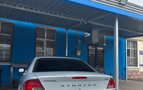 Dodge Stratus II, 2002 год, 220 000 рублей, 5 фотография