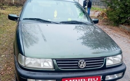 Volkswagen Passat B4, 1996 год, 500 000 рублей, 1 фотография