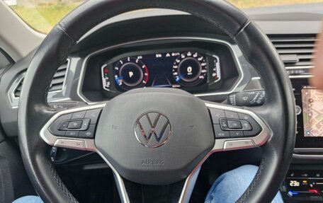 Volkswagen Tiguan II, 2021 год, 3 700 000 рублей, 14 фотография