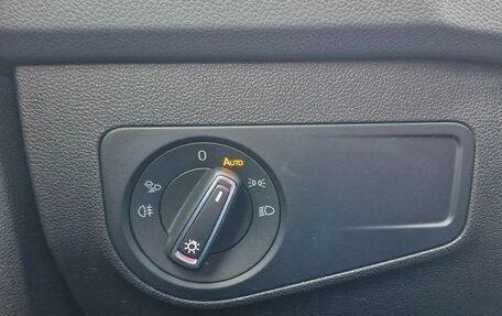 Volkswagen Tiguan II, 2021 год, 3 700 000 рублей, 15 фотография