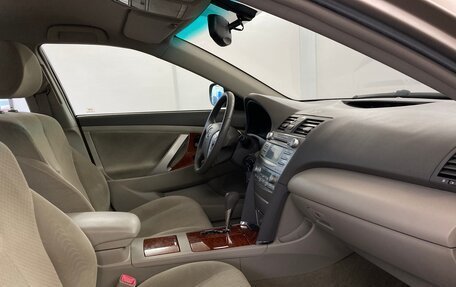 Toyota Camry, 2008 год, 1 150 000 рублей, 11 фотография