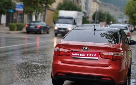 KIA Rio III рестайлинг, 2013 год, 850 000 рублей, 5 фотография