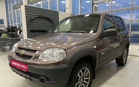 Chevrolet Niva I рестайлинг, 2016 год, 599 000 рублей, 1 фотография