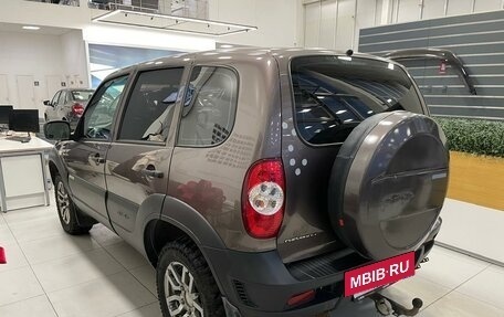 Chevrolet Niva I рестайлинг, 2016 год, 599 000 рублей, 5 фотография