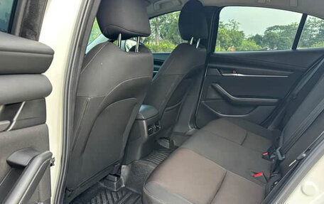 Mazda 3, 2022 год, 1 180 000 рублей, 7 фотография