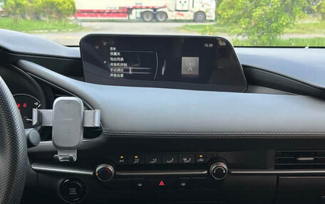 Mazda 3, 2022 год, 1 180 000 рублей, 12 фотография