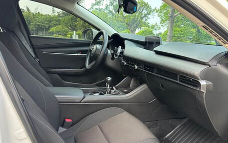 Mazda 3, 2022 год, 1 180 000 рублей, 10 фотография