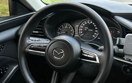 Mazda 3, 2022 год, 1 180 000 рублей, 13 фотография