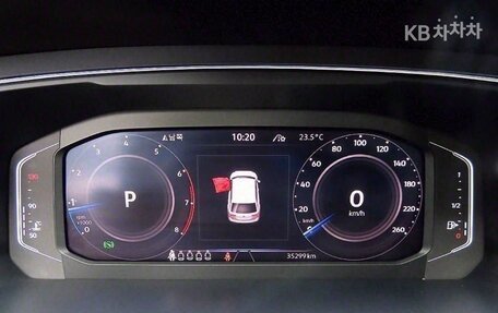 Volkswagen Tiguan II, 2023 год, 2 418 000 рублей, 8 фотография