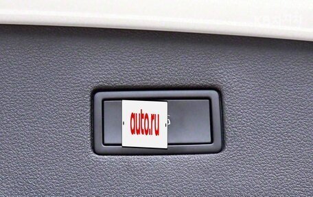 Volkswagen Tiguan II, 2023 год, 2 418 000 рублей, 16 фотография