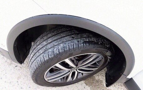 Volkswagen Tiguan II, 2023 год, 2 418 000 рублей, 19 фотография